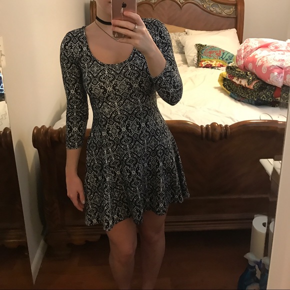 Cute skater dress forever 21 - Picture 1 of 4