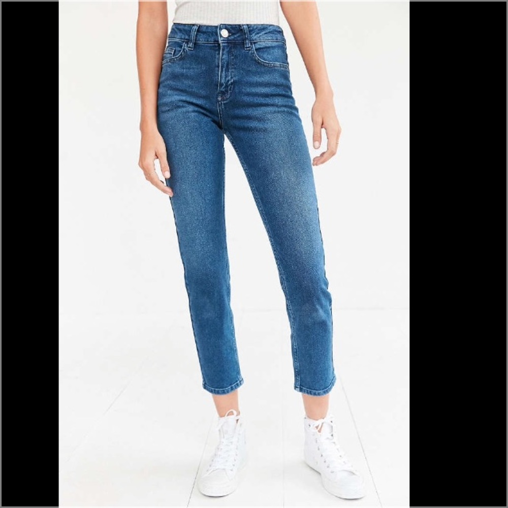 BDG Girlfriend High-Rise Jean - Rinsed Indigo