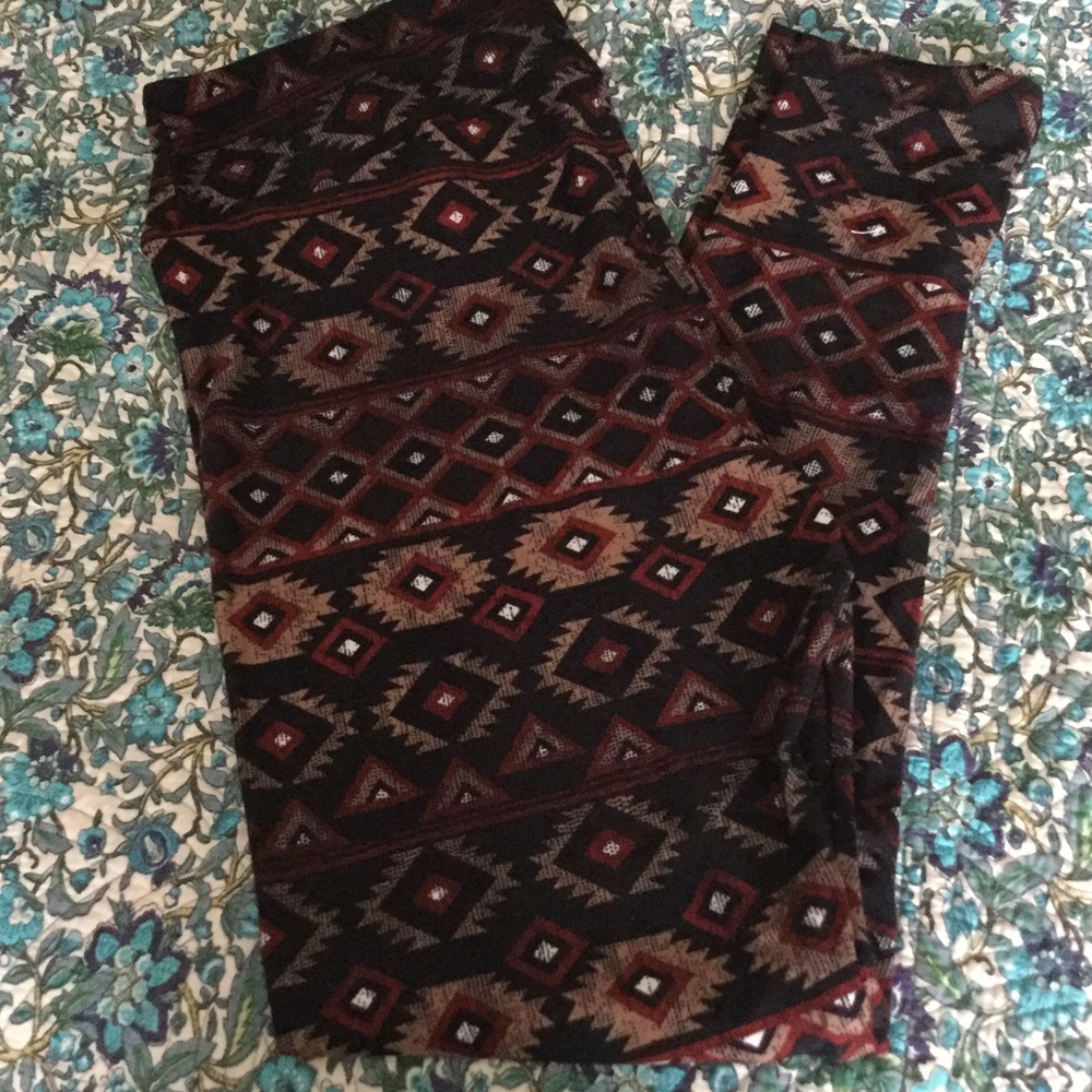 NWOT TC LulaRoe Leggings