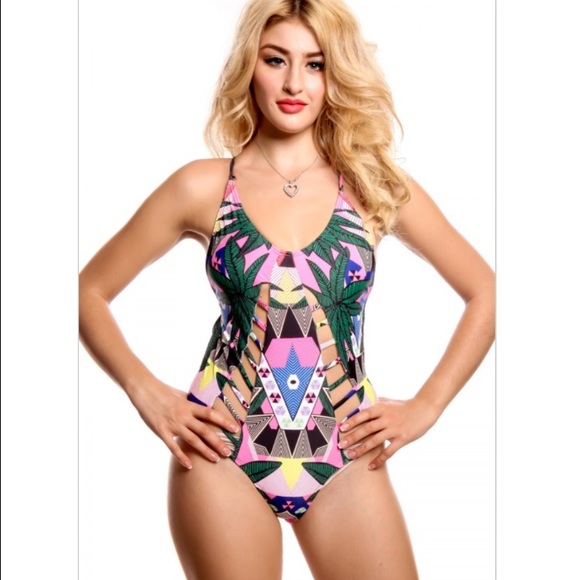 New Sexy Green Multi Print Bikini Swimsuit - Picture 2 of 4