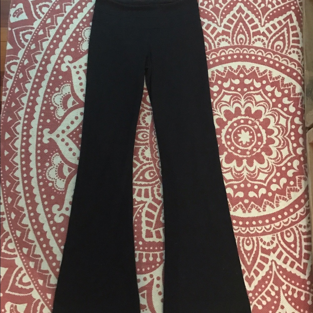 Lululemon yoga pants