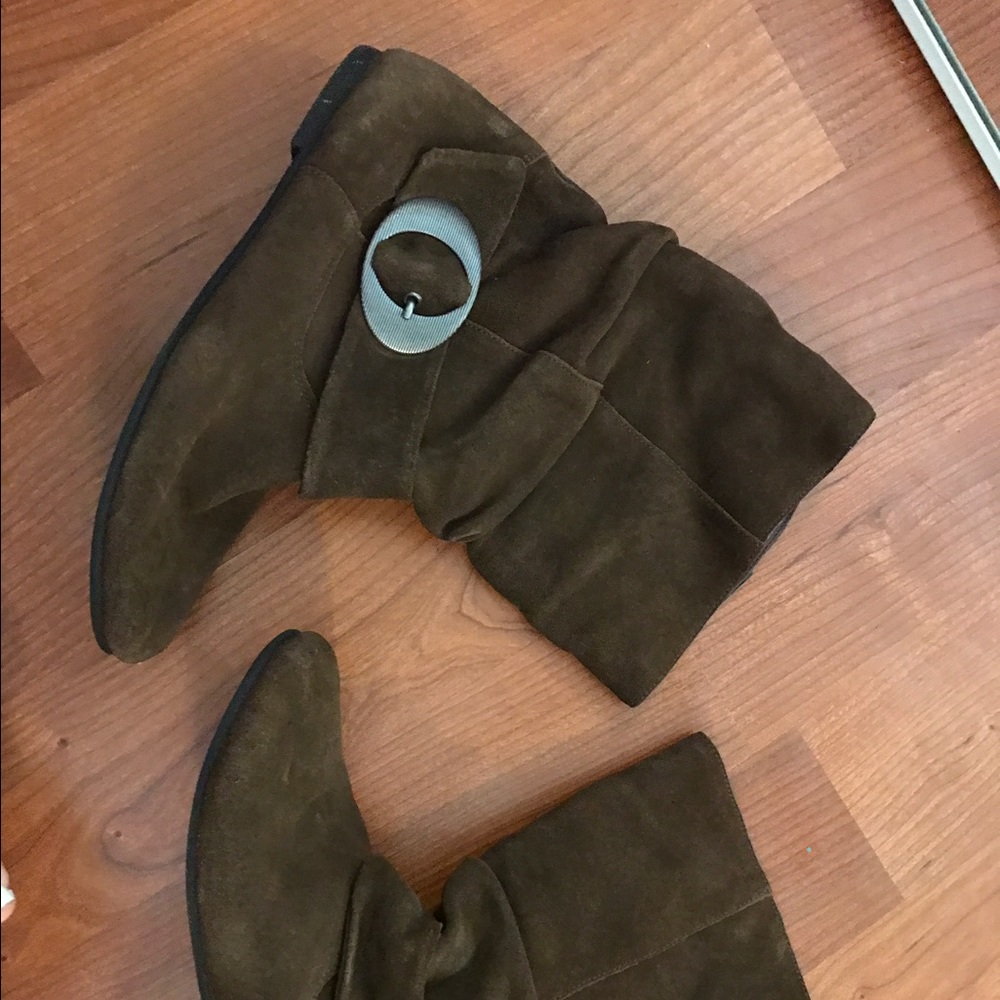 Brown boots