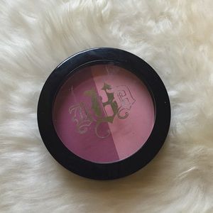 Kat Von D Shade and Light Blush Palette