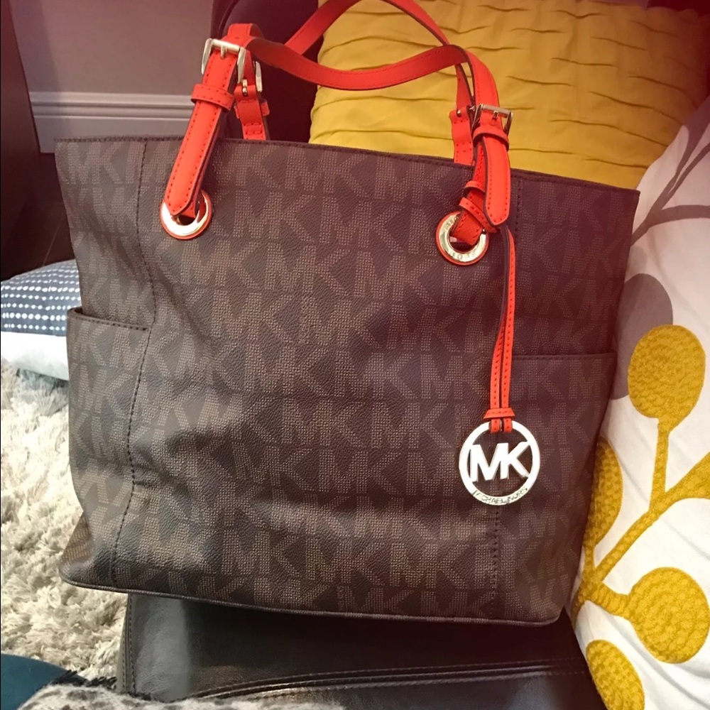 Michael kors shoulder bag