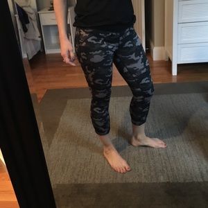 Brand new fabletics capris
