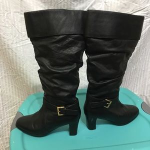 Women's leather boots- black - size 9W wide calf