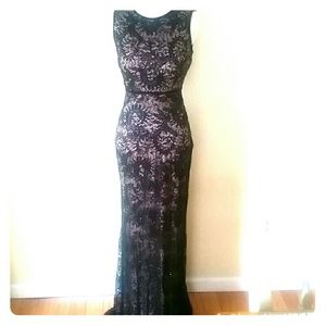 NWT Lace Black Long Evening Gown w/keyhole Back