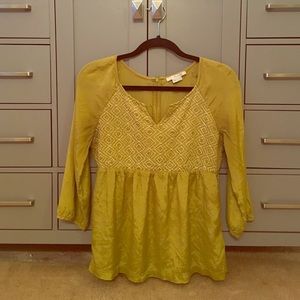 Boden size 6 shirt with stitching detail