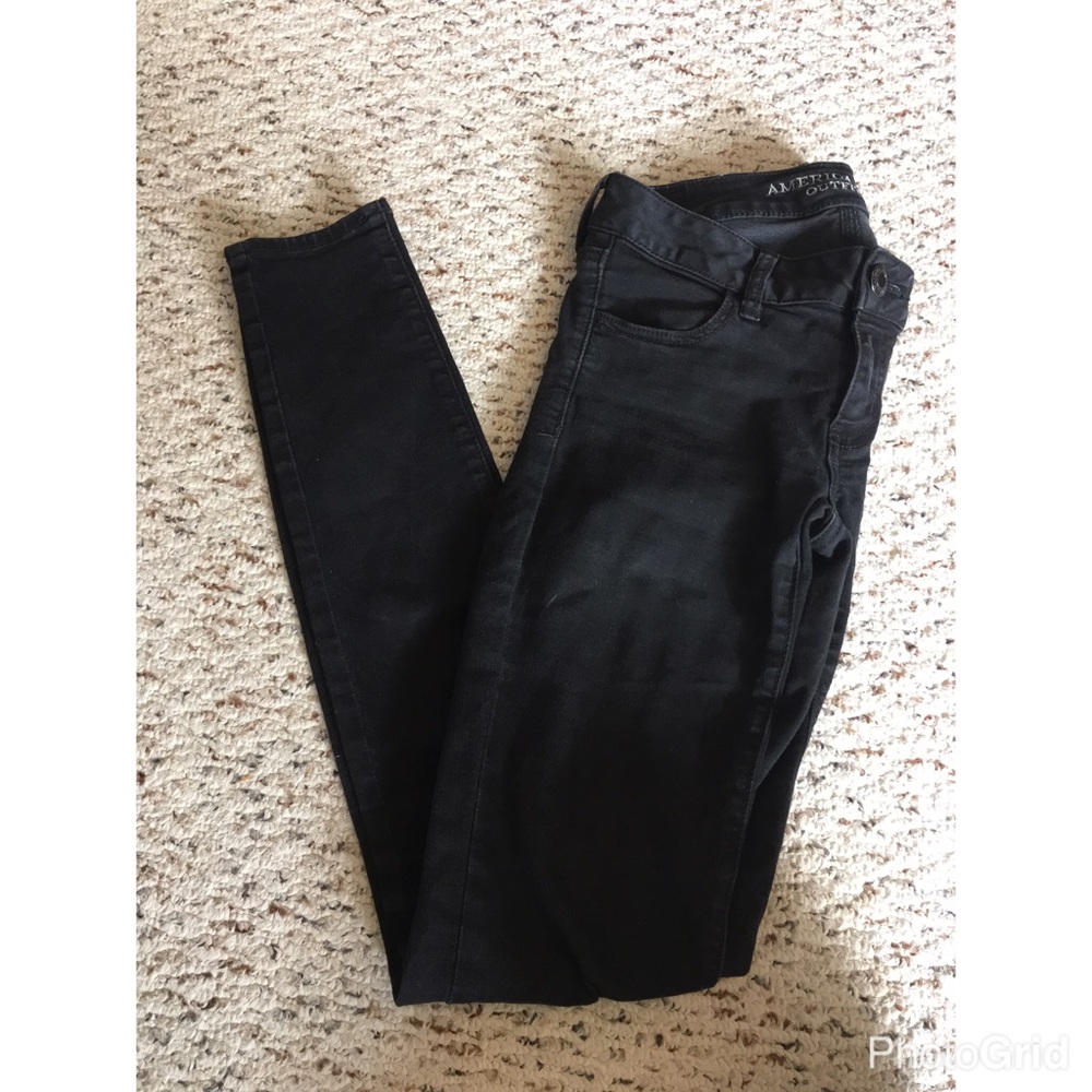 Black American Eagle jeans