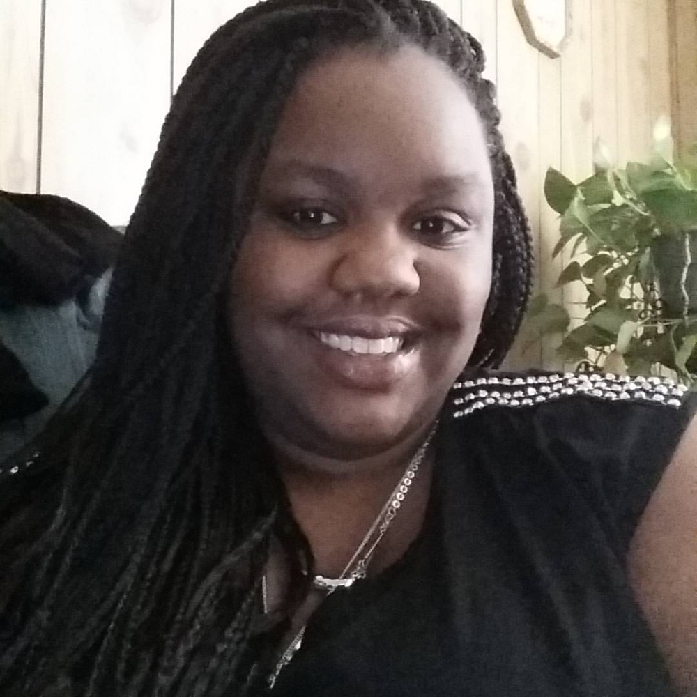 Meet your Posher, Ashly