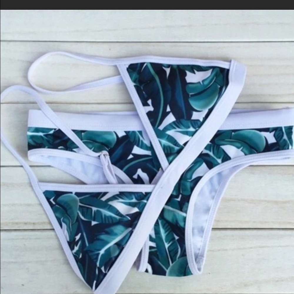 Bathing suit