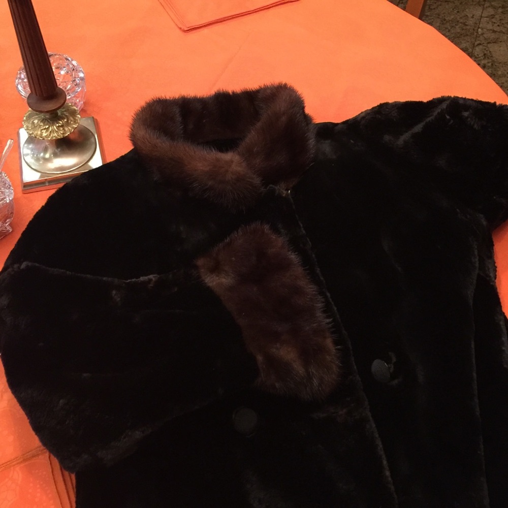 Mink black and brown size 8