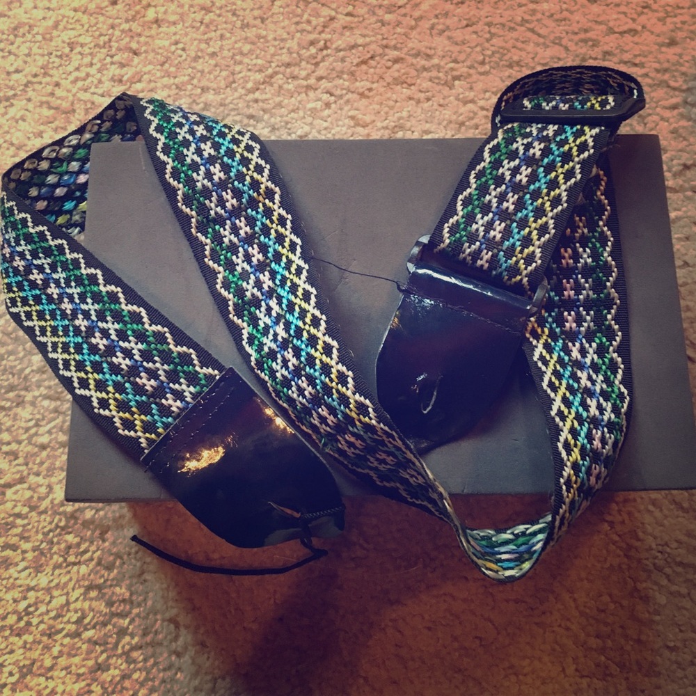 Guitar strap