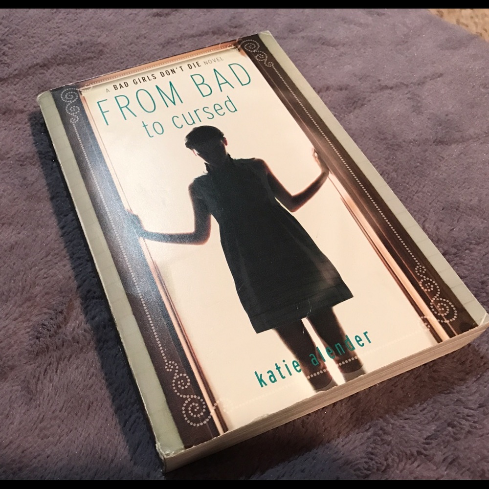 Paperback book! - Picture 1 of 1