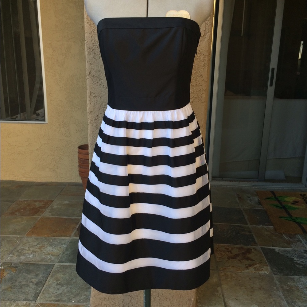 Classic Black and White Strapless Dress