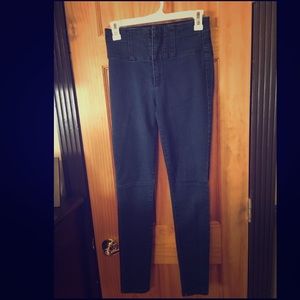 High waist -forever 21 -no tags- never worn- as is