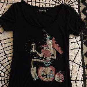 Sourpuss Vintage Halloween Pin-Up girl tee shirt
