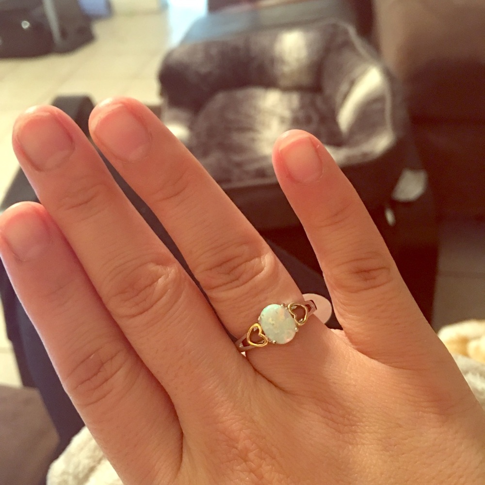 Mother of pearl ring size 8