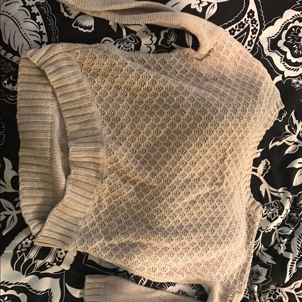 American eagle sweater