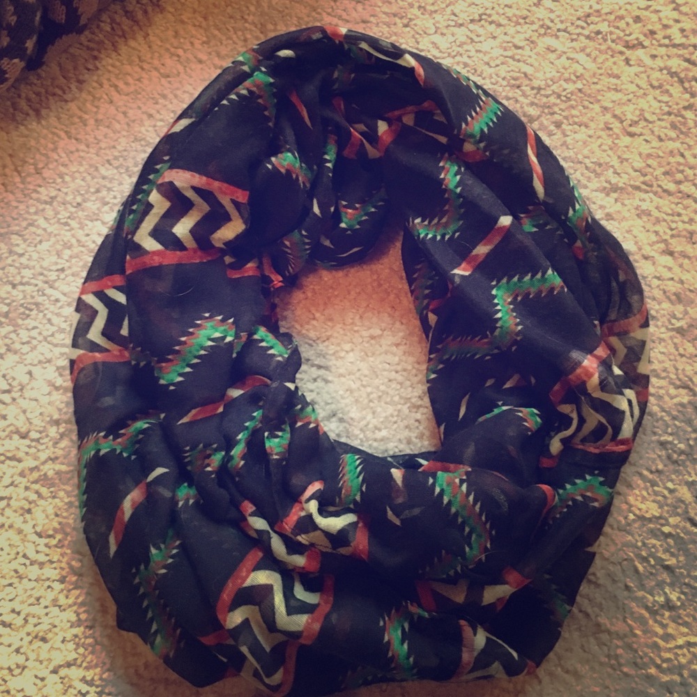 Infinity scarf