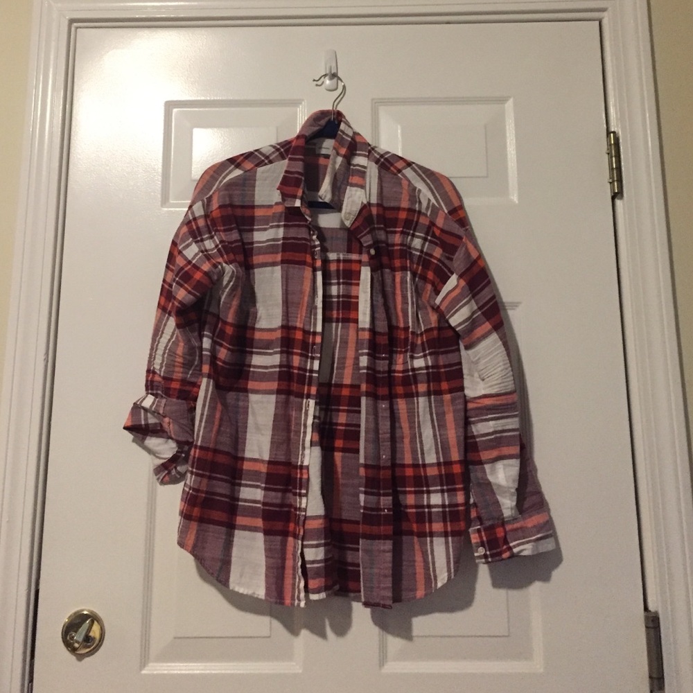 Old navy plaid boyfriend button up shirt
