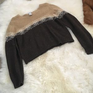 Crop top sweater