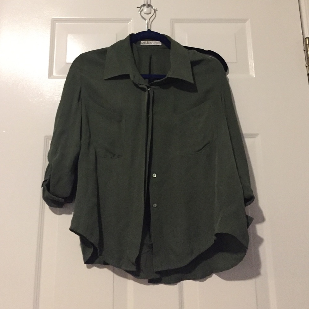 Beautiful flowy army green top