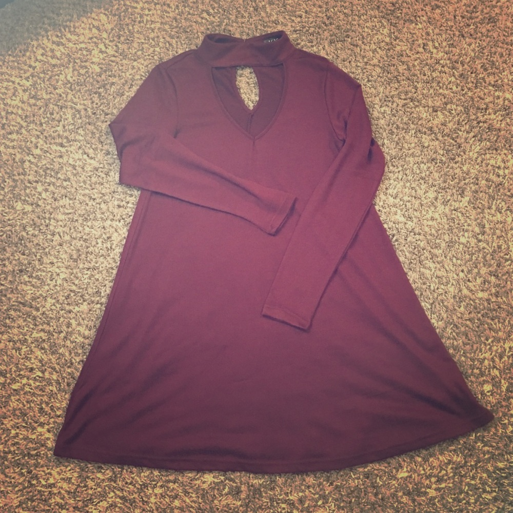 Dark red dress