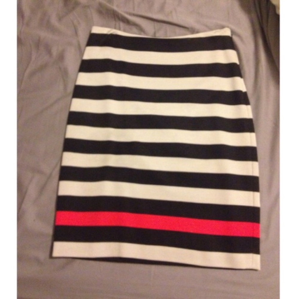 DVF pencil skirt sz 4