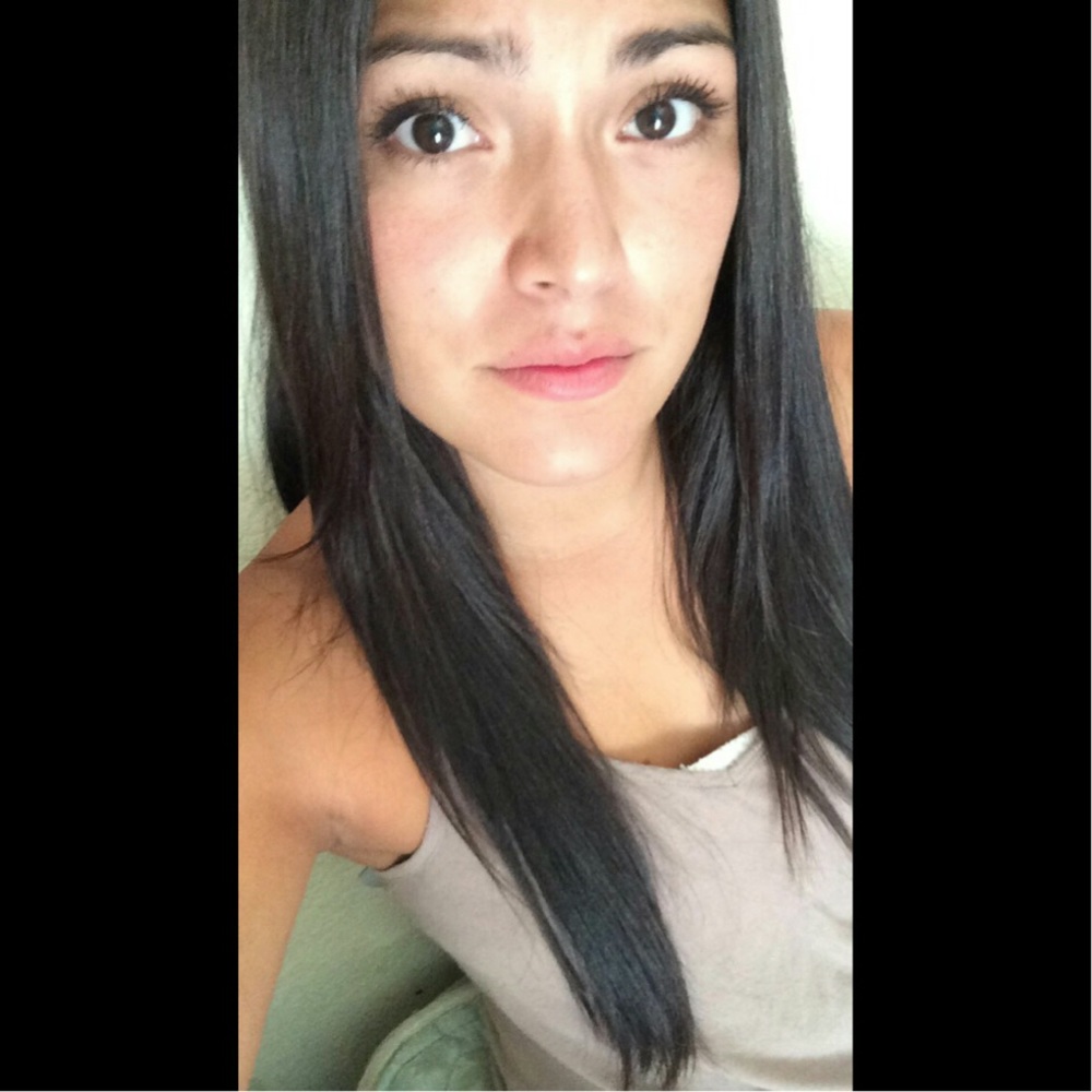 Meet your Posher, Alexis