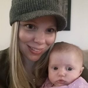 Meet your Posher, Caitlin