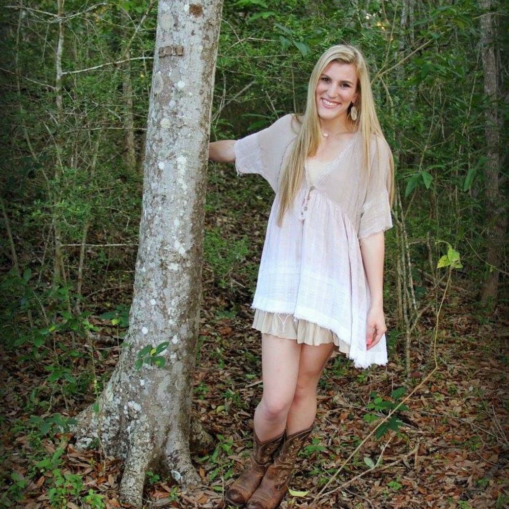 Meet your Posher, Isabella