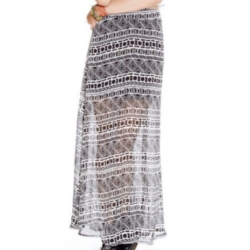 BrandyMelville Tribal Maxi (one size fits all)