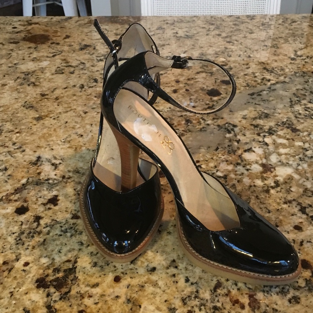 Boutique 58 Black Patent 4.5inch heels. Size 7.5