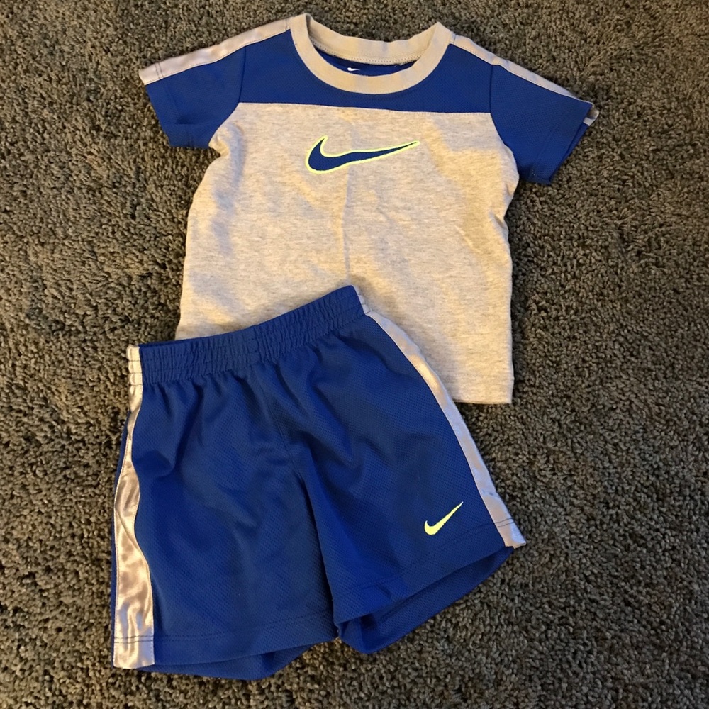 ⏳Quick sale⌛️Boys Nike short set