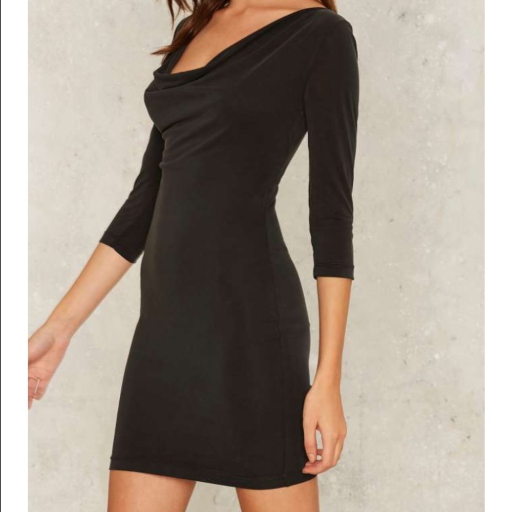 Classic Sexy must have BLACK MINI DRESS ⚡️⚡️⚡️❤️️