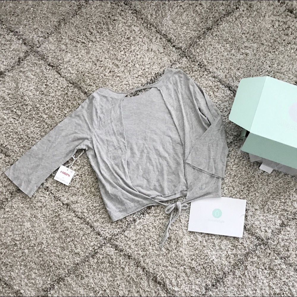 R&R Tie Back Top