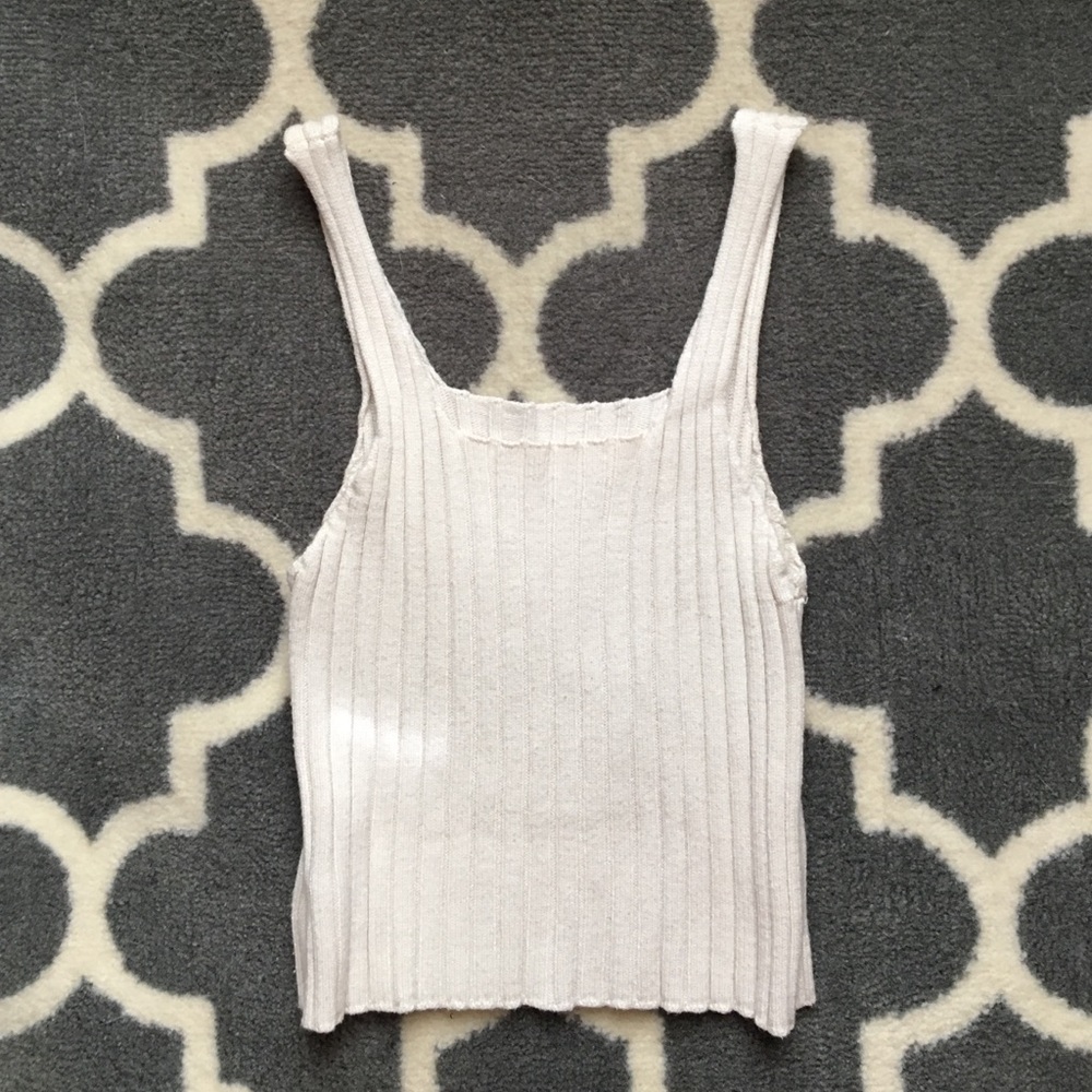 💋Brandy Melville💋Cream Crop Top