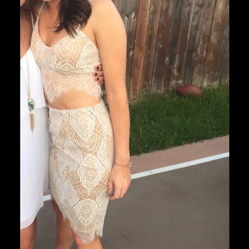 Tan/White Lace Two Piece Set