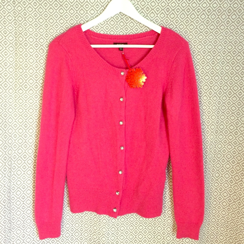 apt. 9 angora sweater in lilac rose color