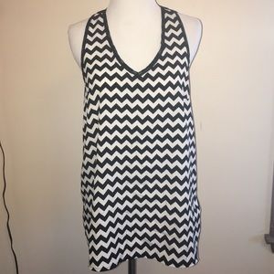 Chevron Top