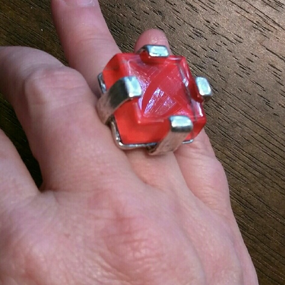 RING - Picture 3 of 3