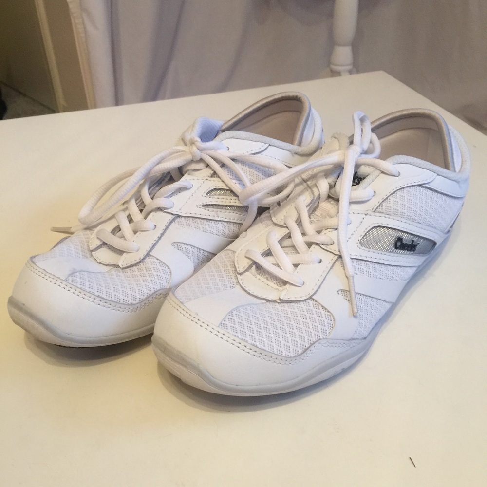 Cheeks Barefoot Trainers by Tony Little