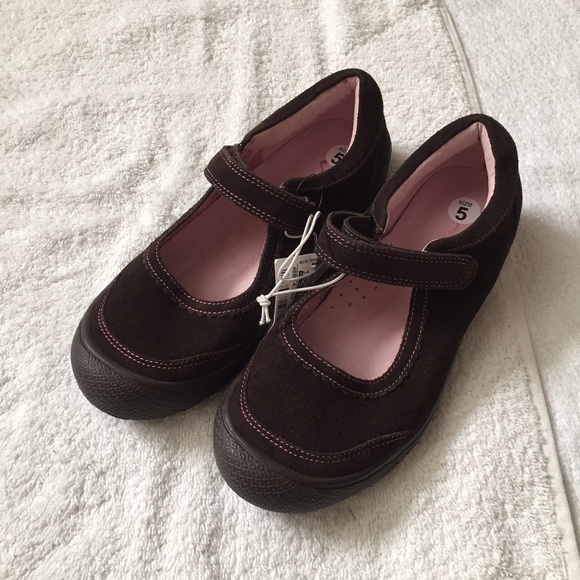 Nina Kids Other - Girls Brown Suede Mary Janes with Hot Pink