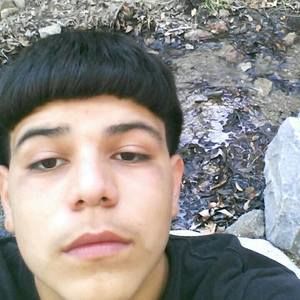 Meet your Posher, Roberto