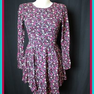 Floral patterned dress!