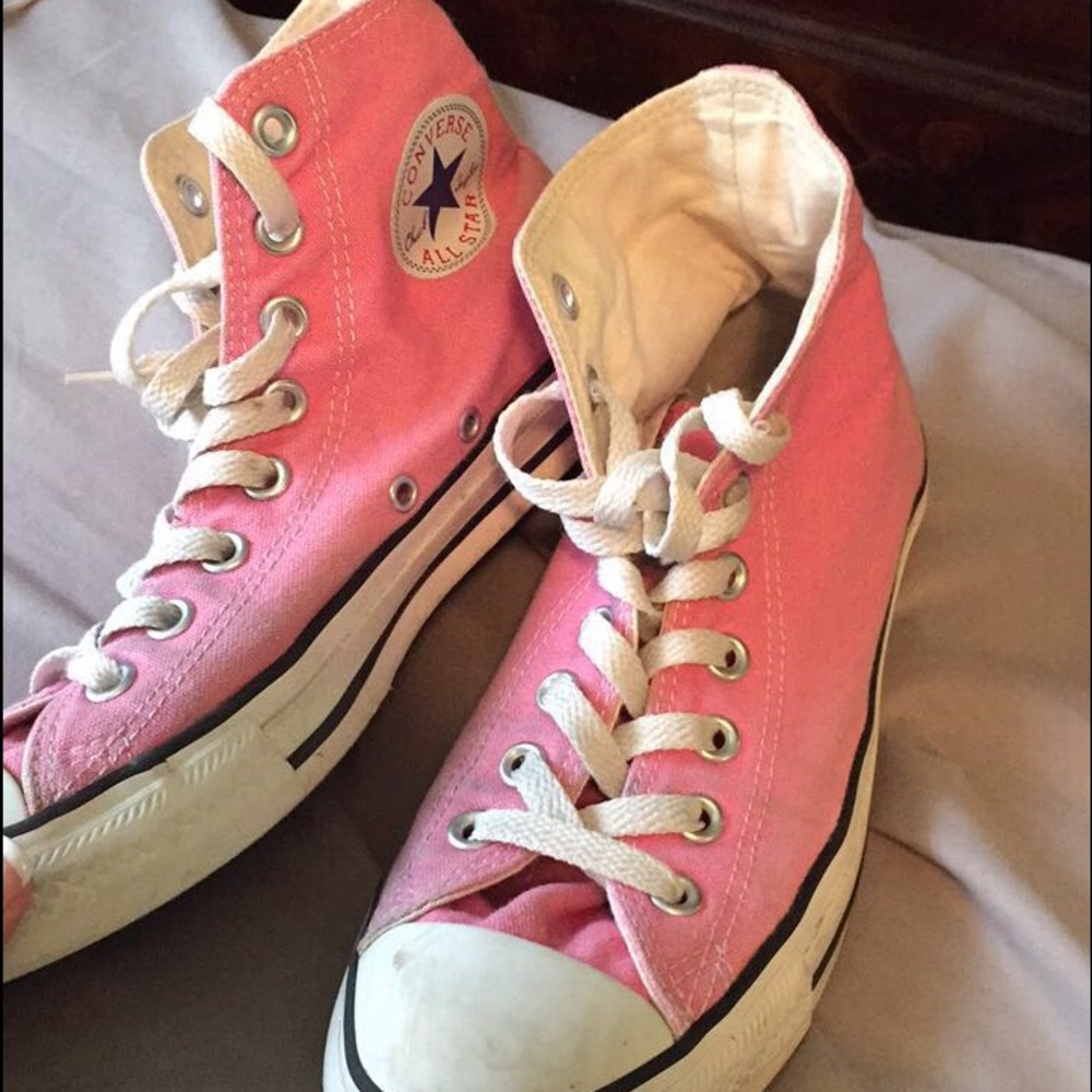 Hi-top converse