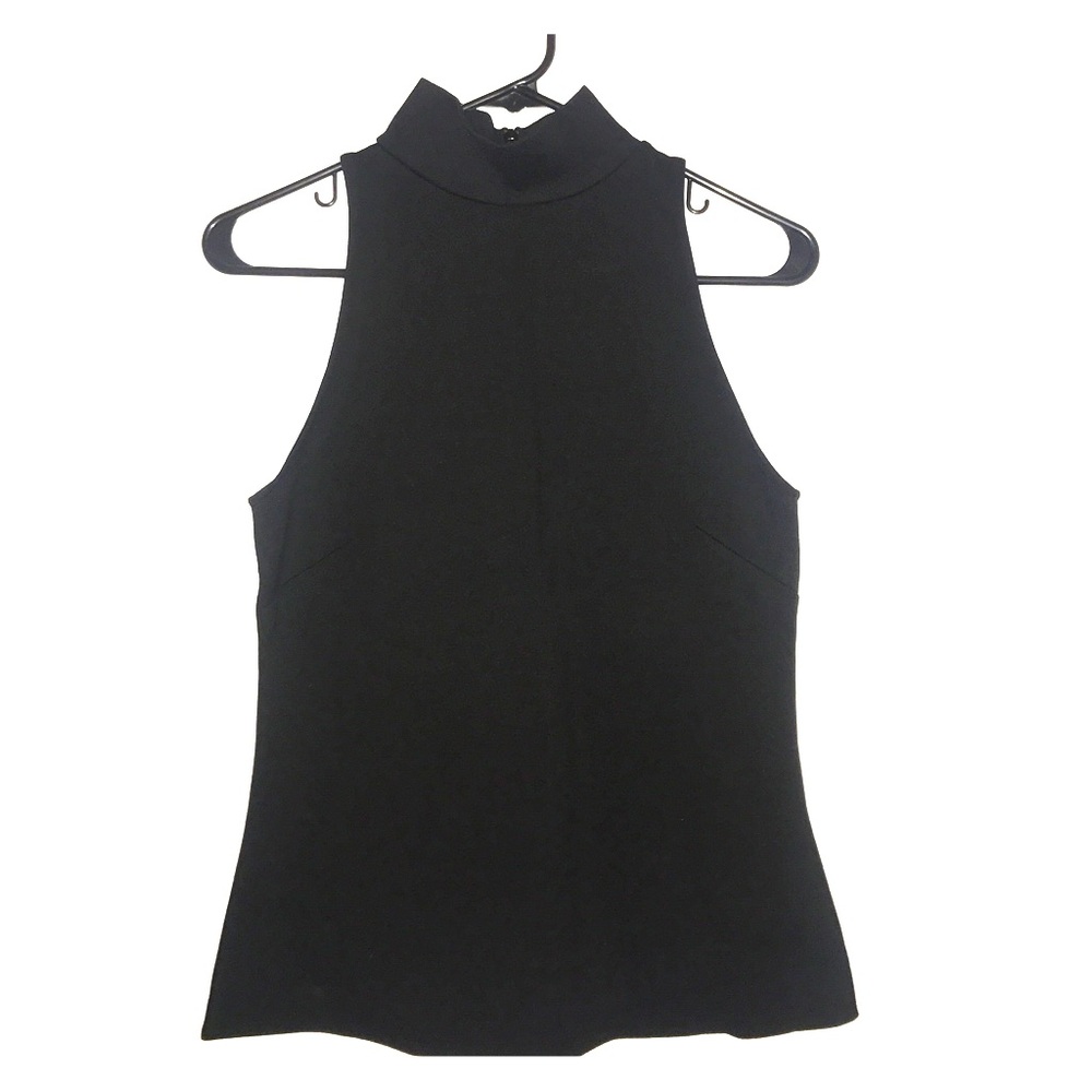 Sleeveless Turtleneck