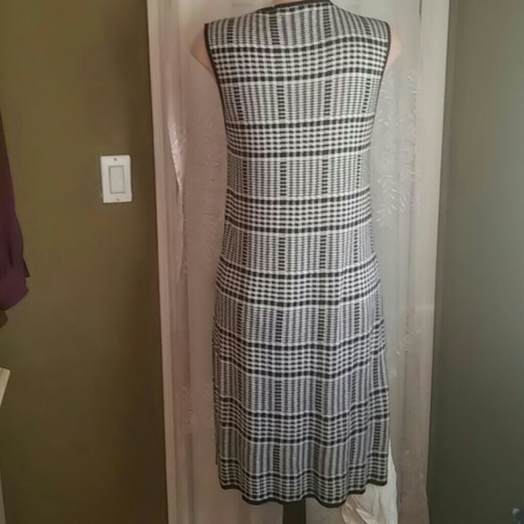 Long west - Picture 4 of 4