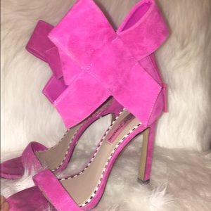 Betsey Johnson hot pink bow heels